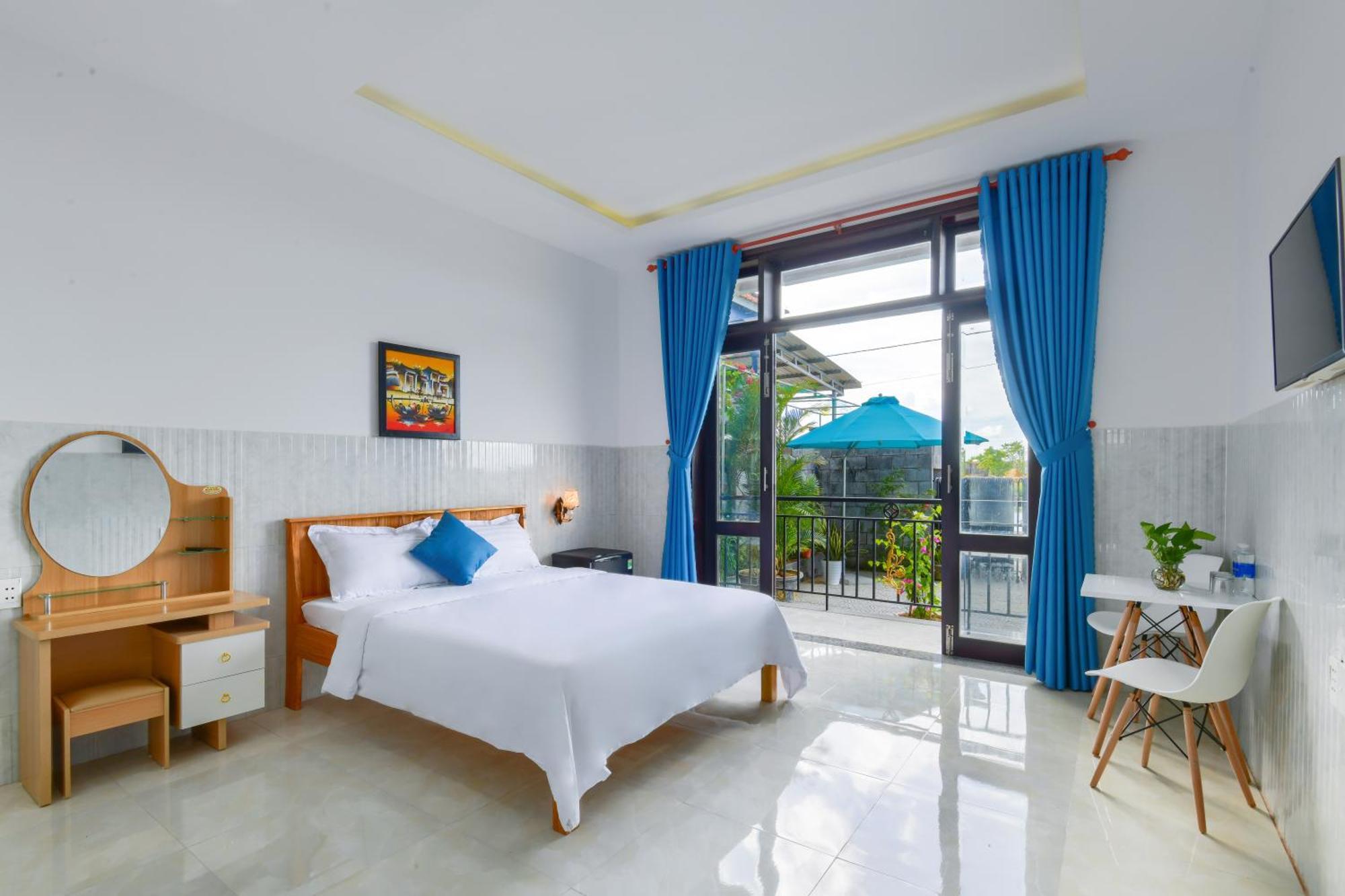 Gio Chieu Homestay - Riverside & Swimming Pool Хойан Экстерьер фото